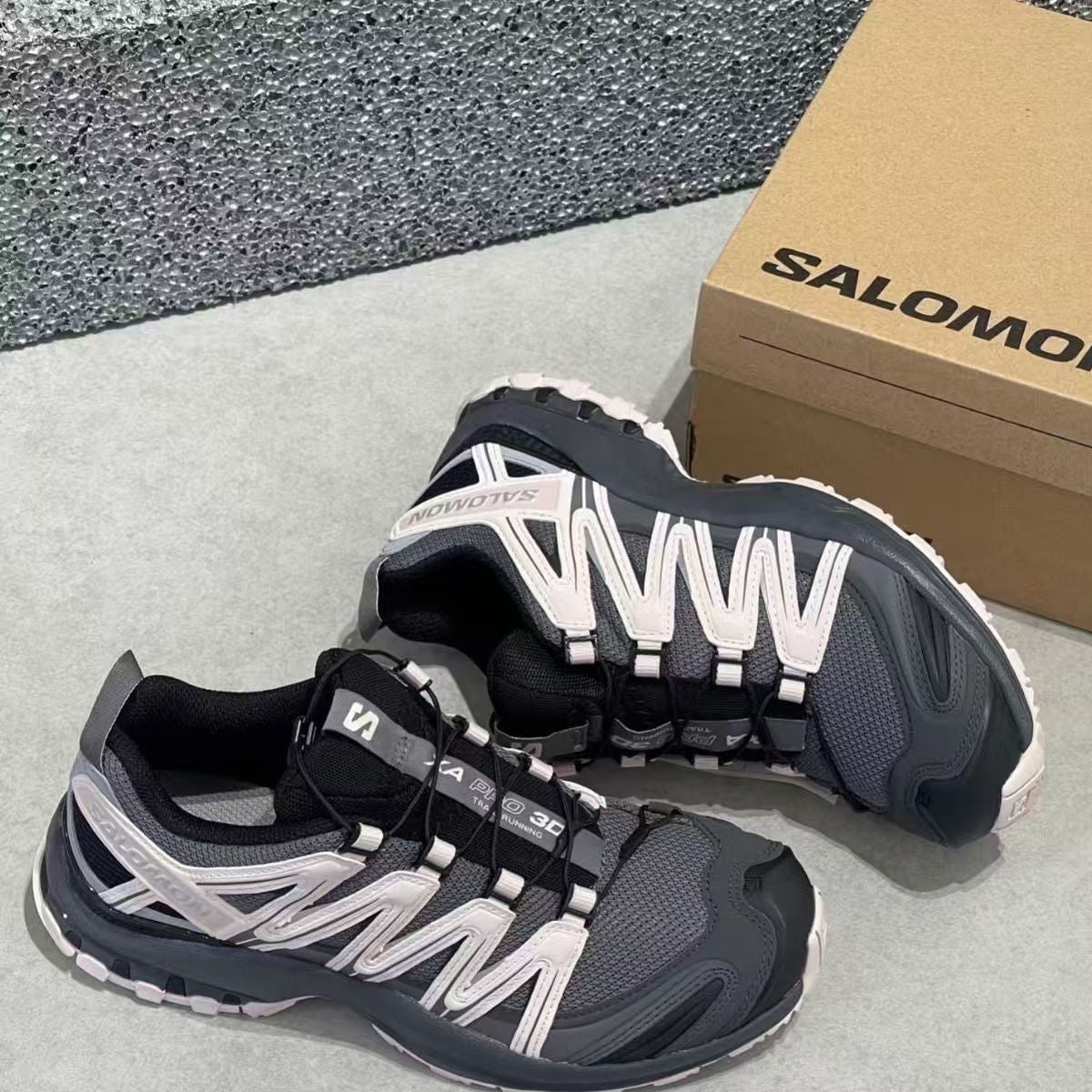Casual soft-sole sports shoes for men and women 1026041601