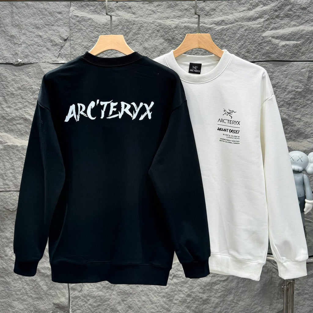 Unisex Round-Neck Terry Sweatshirt 1026042218