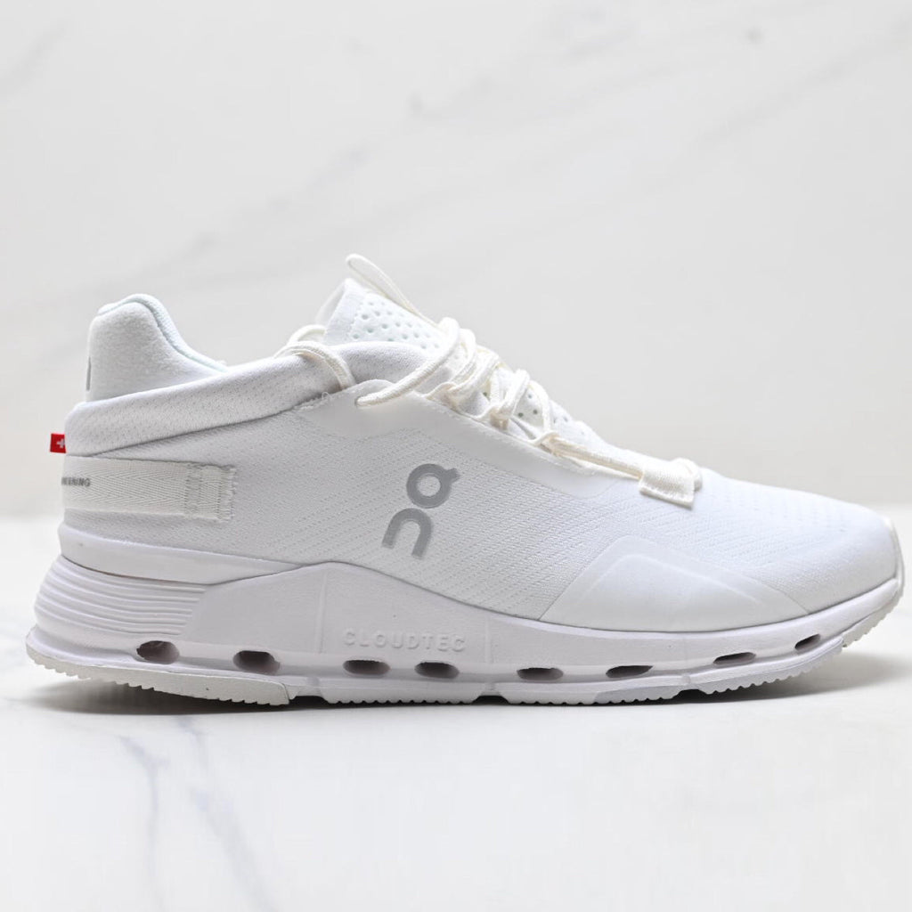 Comfortable and stylish running shoes 1026042313