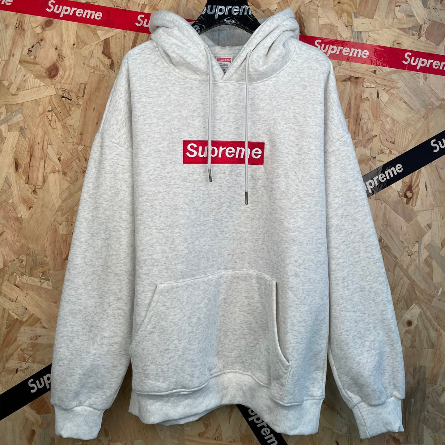 Classic Embroidered Letter Hoodie (Unisex) 1026042322