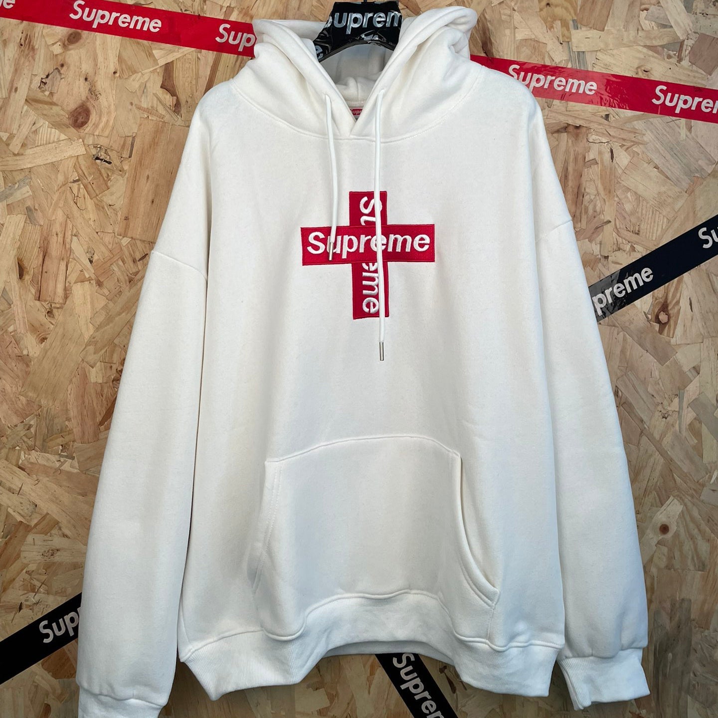 Classic Embroidered Letter Hoodie (Unisex) 1026042323