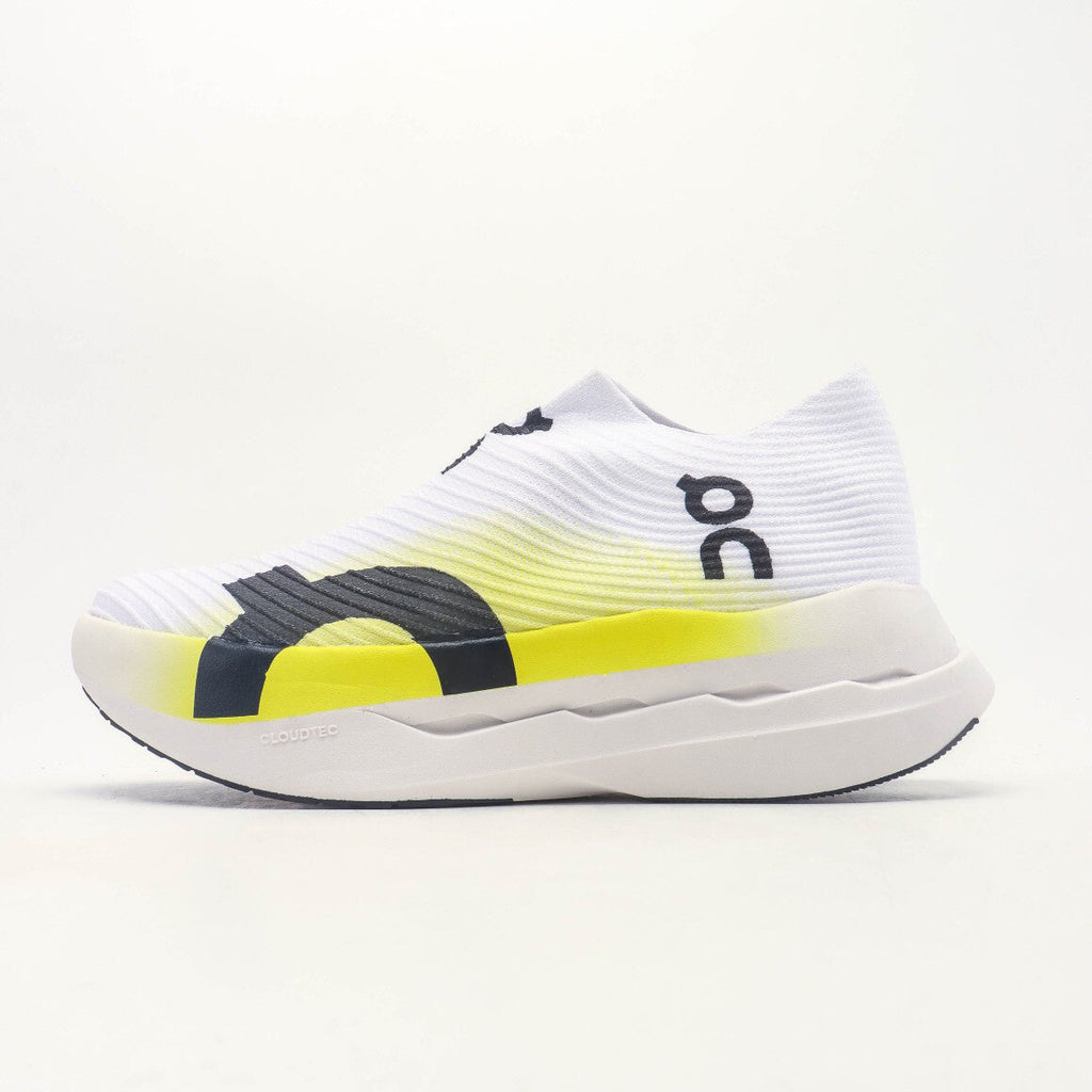 New Ultra-Lightweight and Breathable Running Shoes 1026042310
