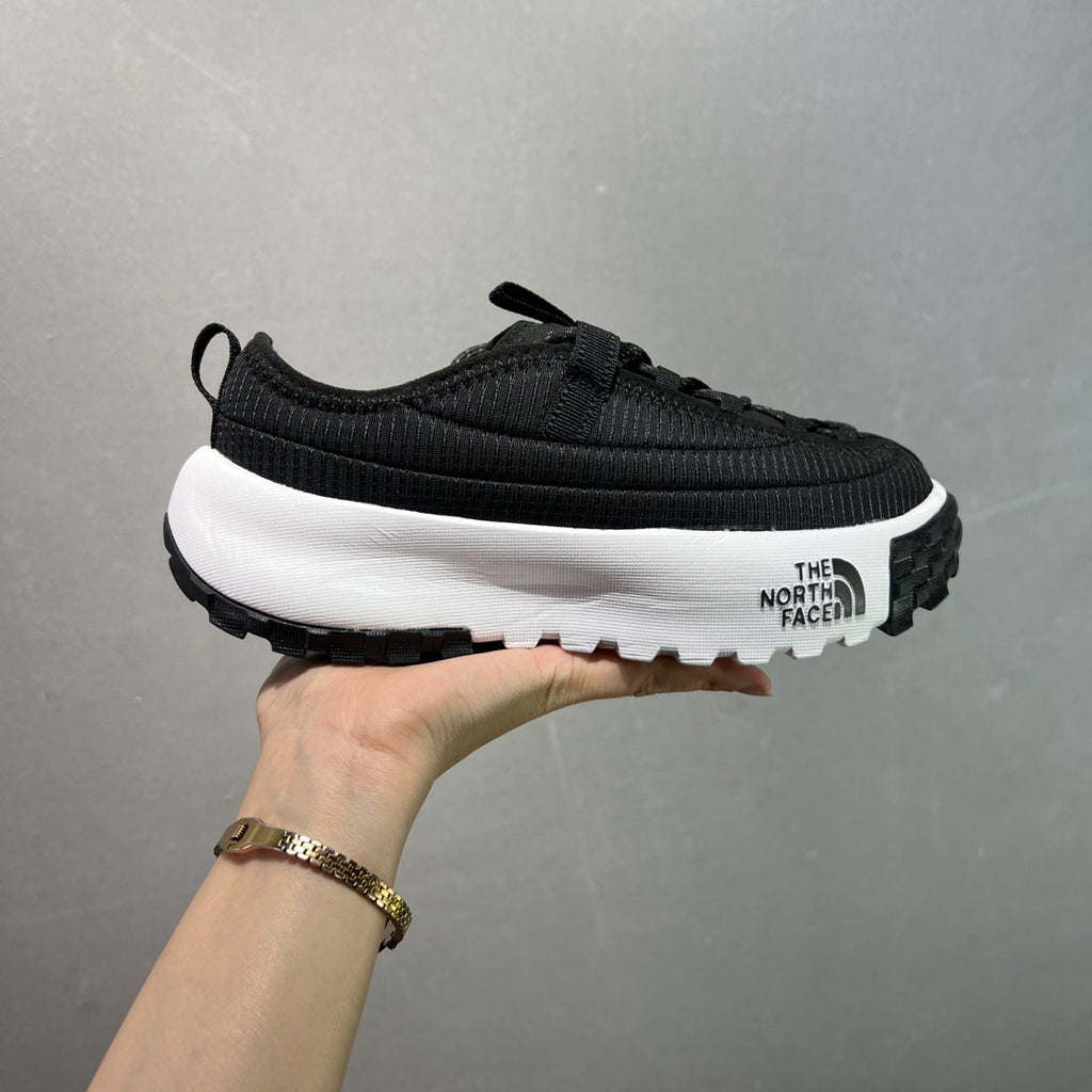 Versatile low-top casual shoes 1026042407