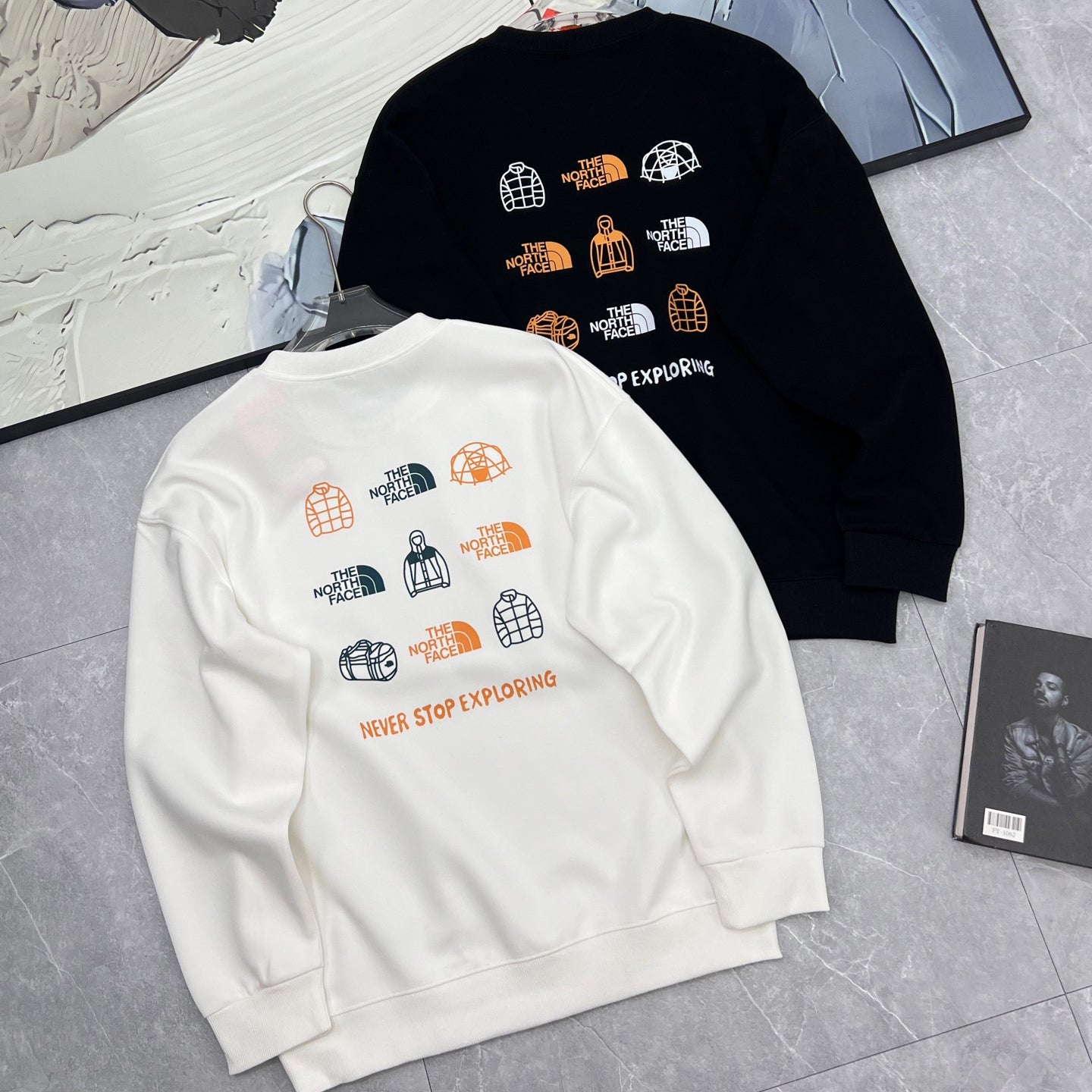 Limited-Edition Couples' Sweatshirts 1026042420