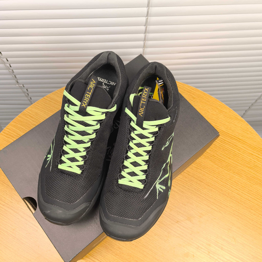 Low-top versatile sneakers 1026042213