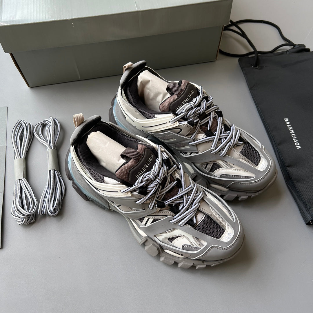 Men's and Women's Sneakers 1026060408