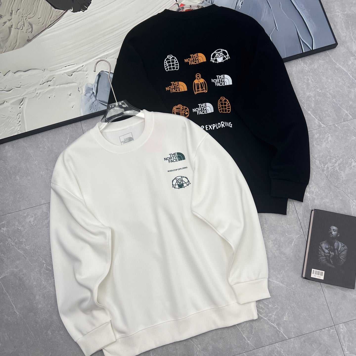 Limited-Edition Couples' Sweatshirts 1026042420