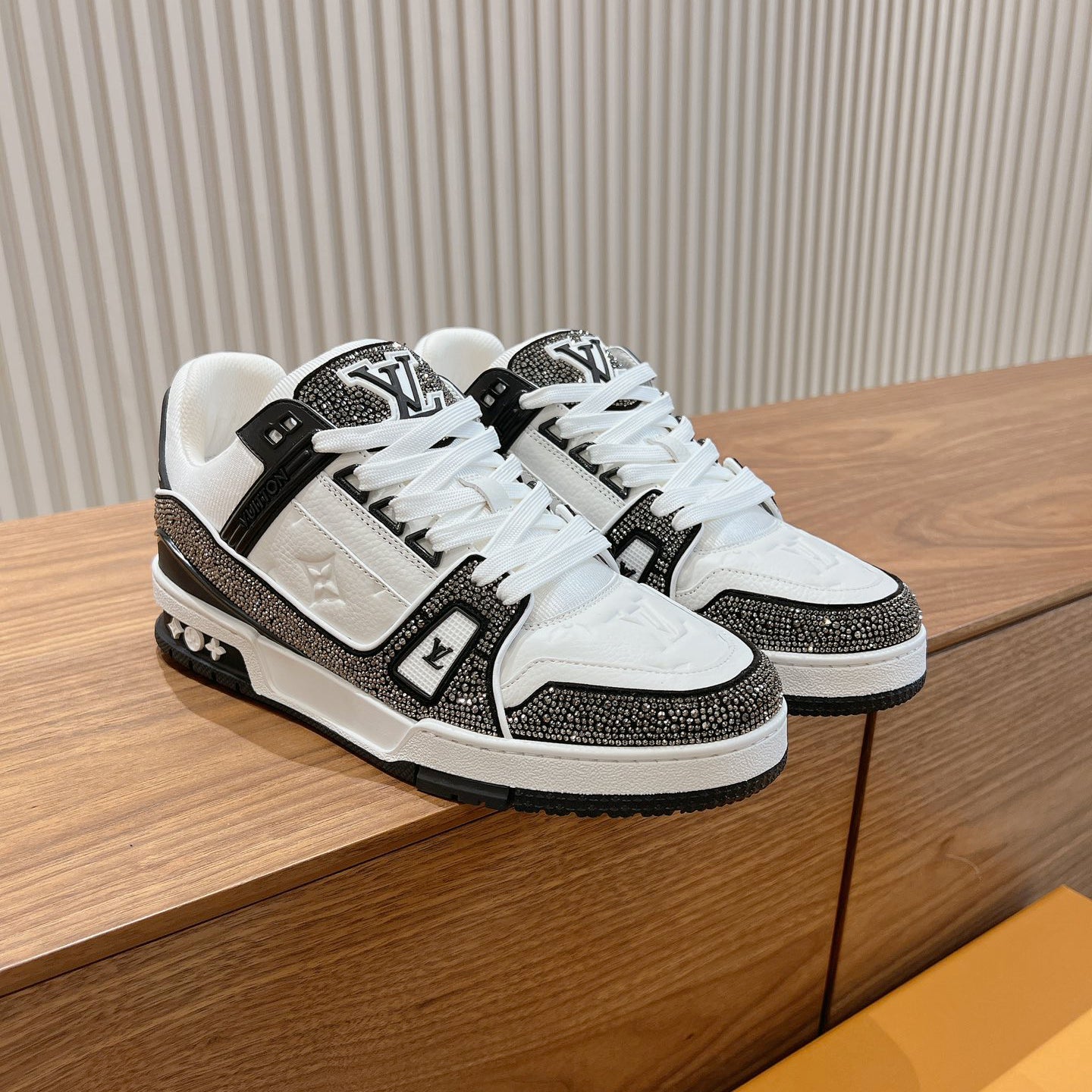 Diamond's New Black Classic Sneakers 1026060823