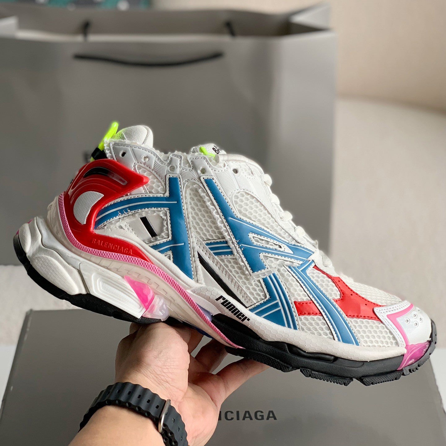 Couples' Runner Sneakers 1026060508