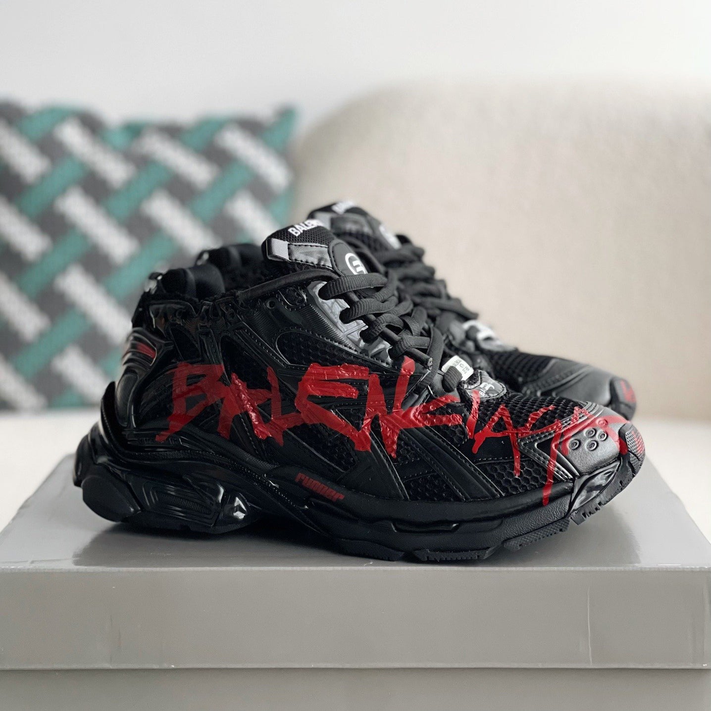 Couples' Runner Sneakers 1026060506