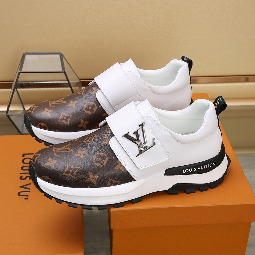 V-print Velcro sneakers  XC07070601