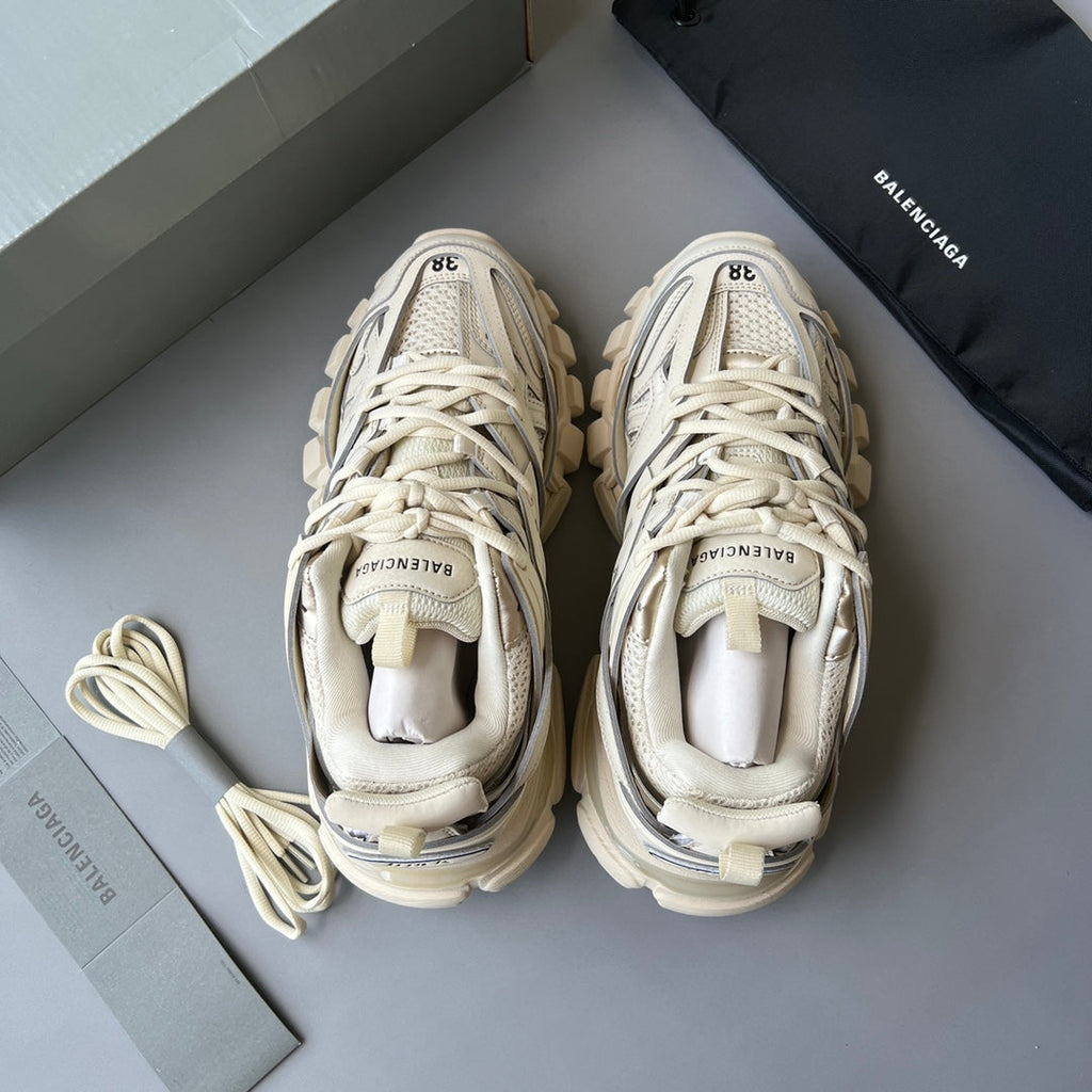Men's and Women's Sneakers 1026060410
