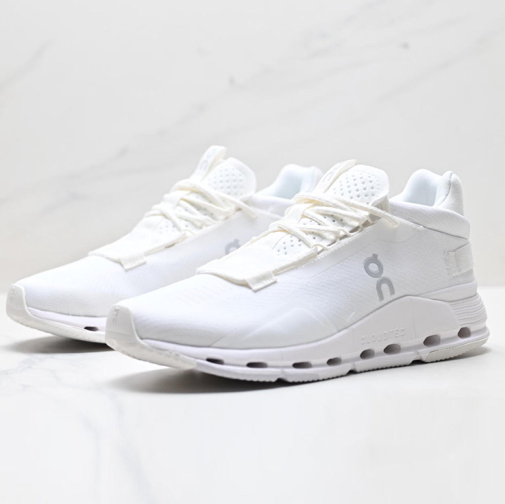 Comfortable and stylish running shoes 1026042313