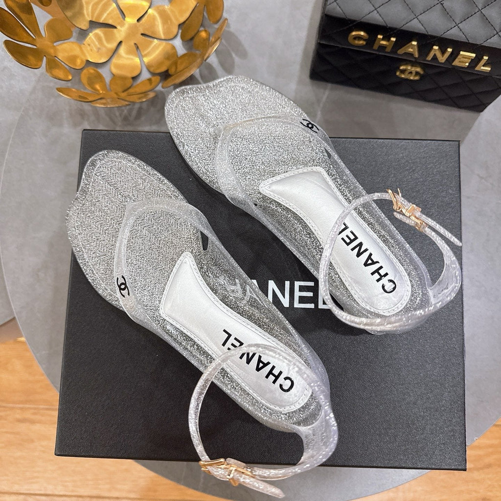 Best-Selling Beach Sandals 1026060401