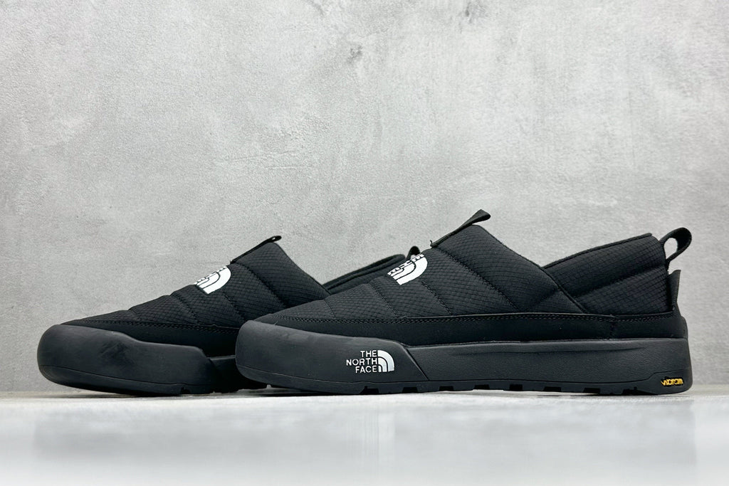 Outdoor-Style Hiking Sneakers 1026042411