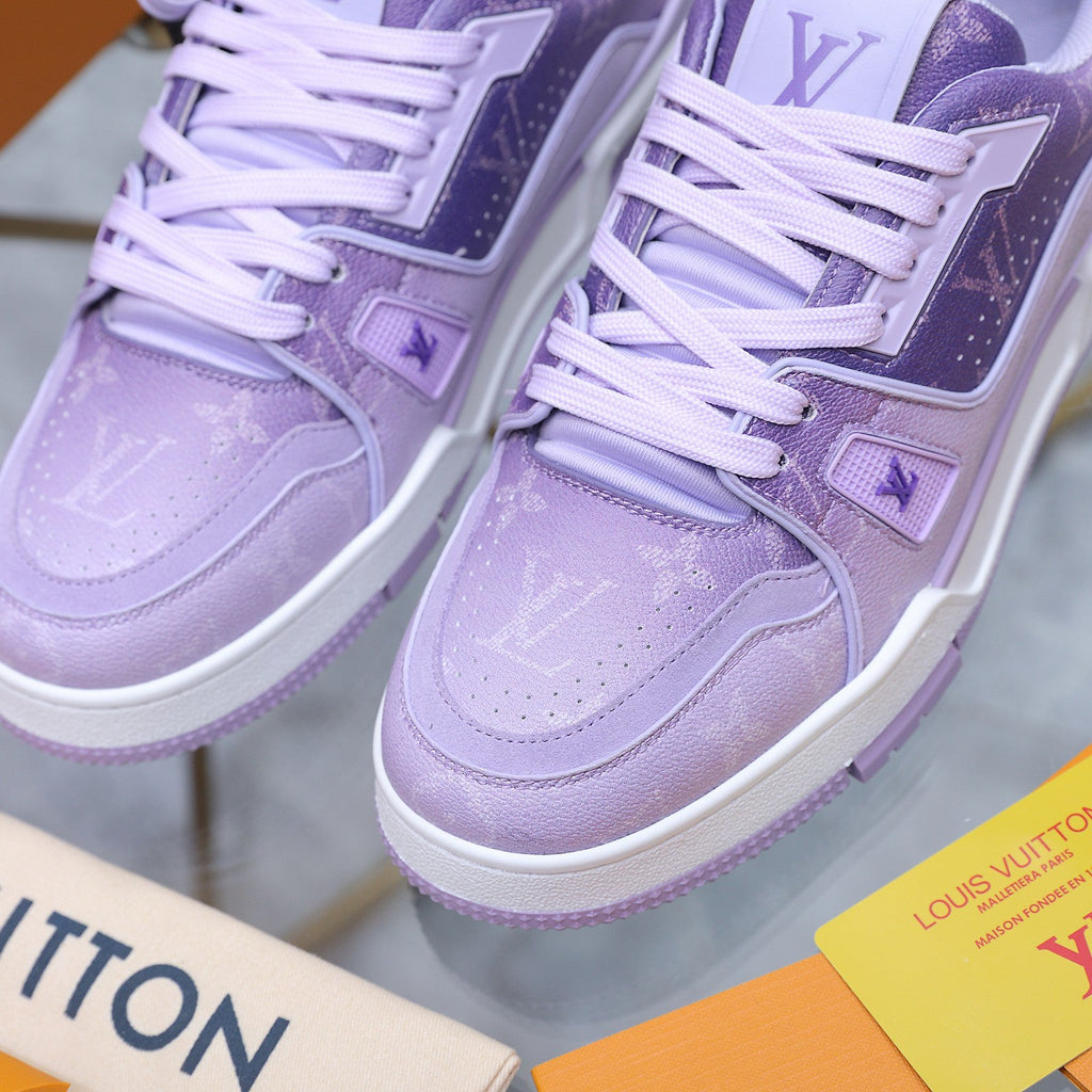 Gradient-colored sneakers 1026060414