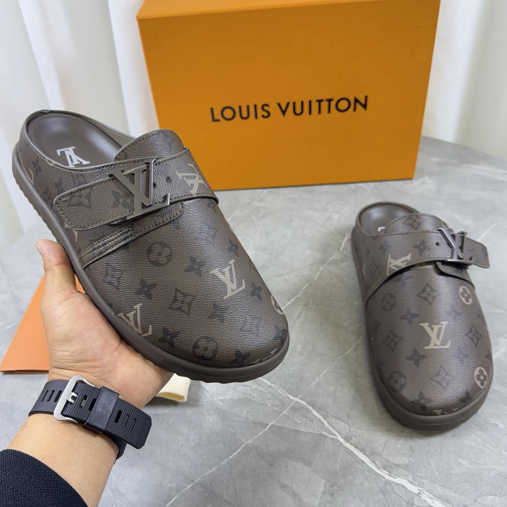 Fashionable Casual Boken Slippers 1026062301