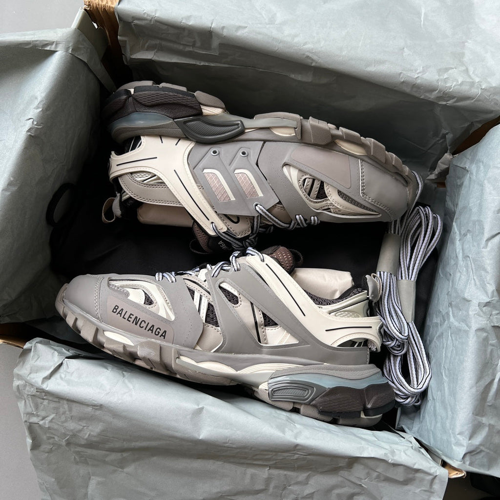 Men's and Women's Sneakers 1026060408