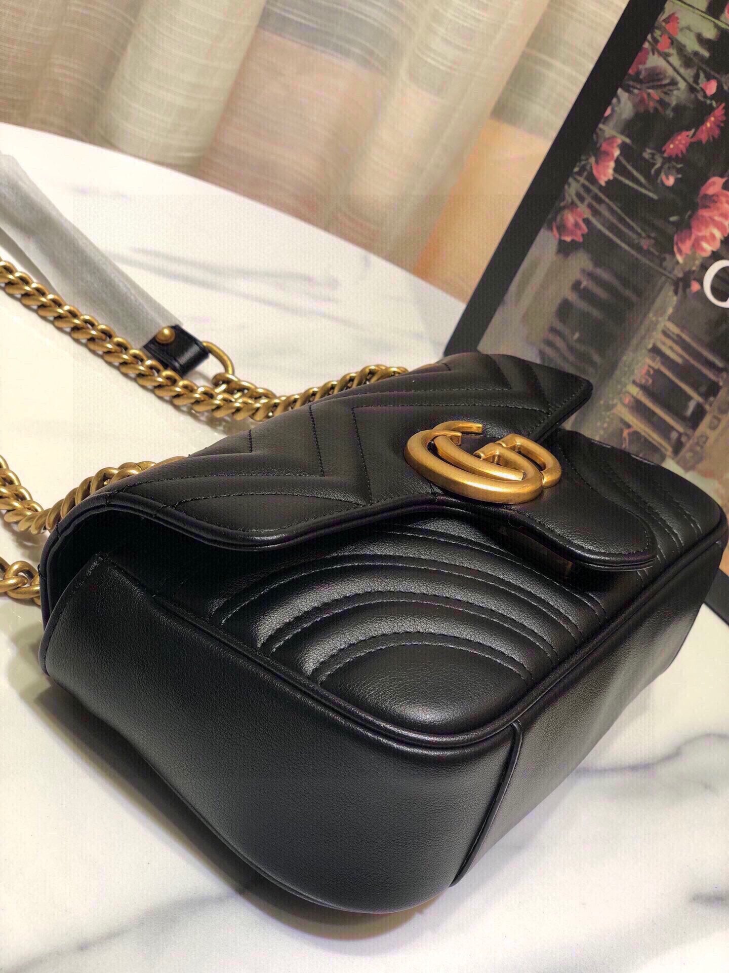 22CM Leather Marmont Chain Shoulder Bag XC1623071705