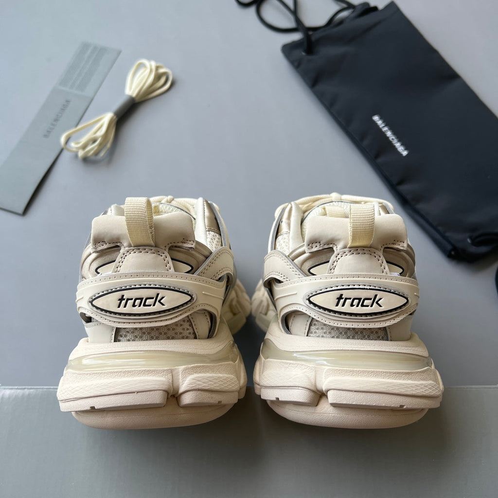 Men's and Women's Sneakers 1026060410