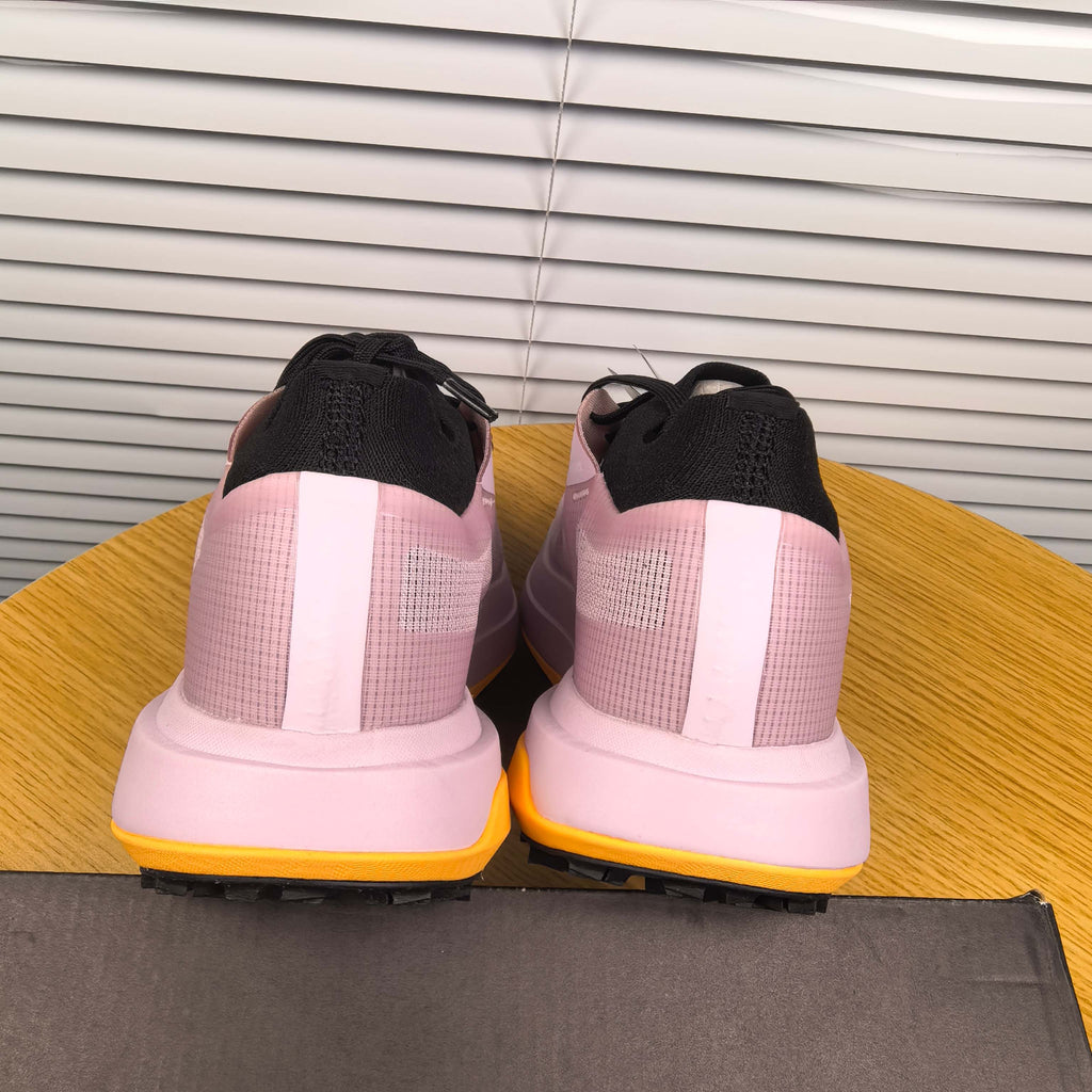 Low-top versatile sneakers 1026042215