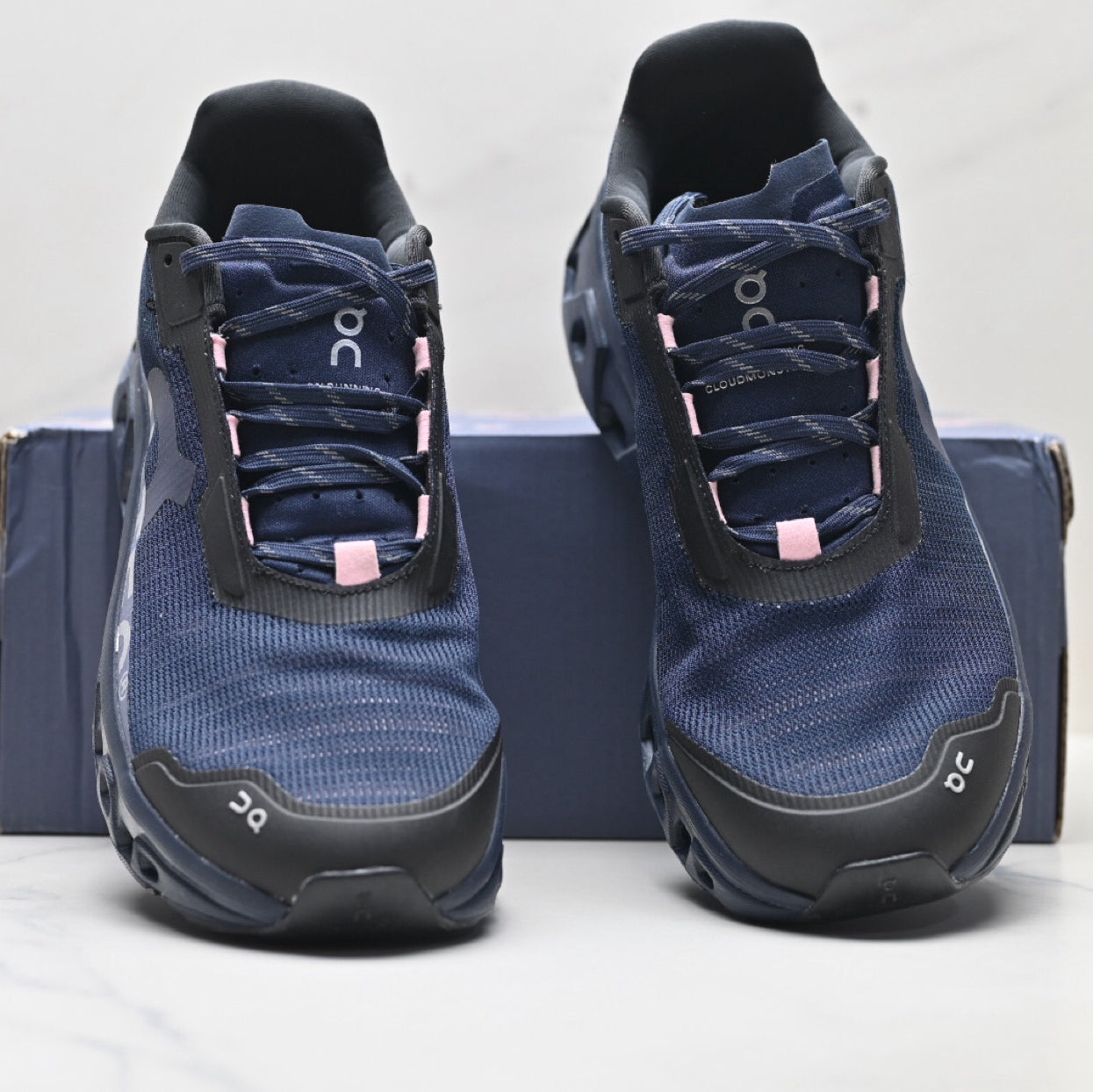 Lightweight low-top running shoes 1026042305