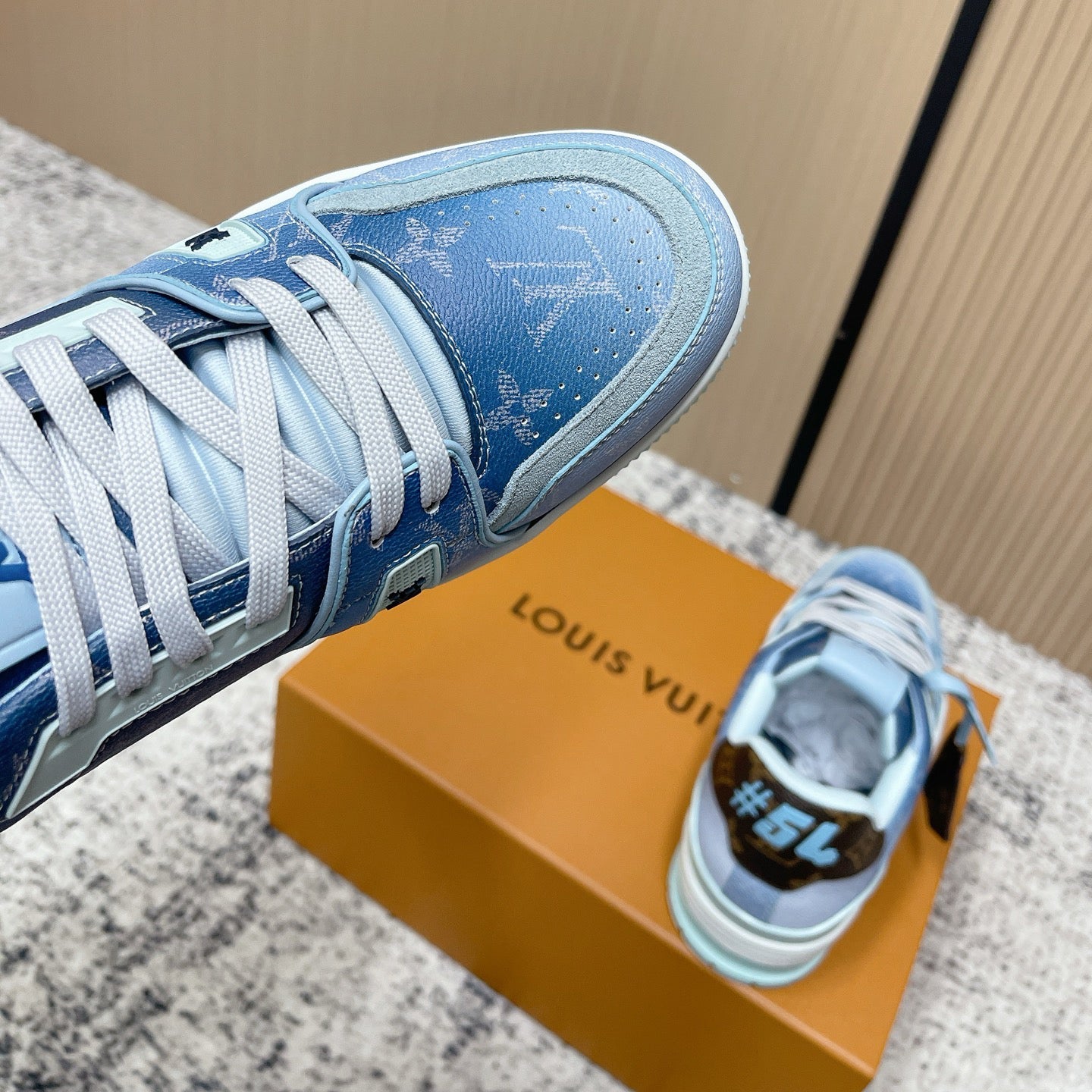 Classic Couple's Sneakers 1026060502