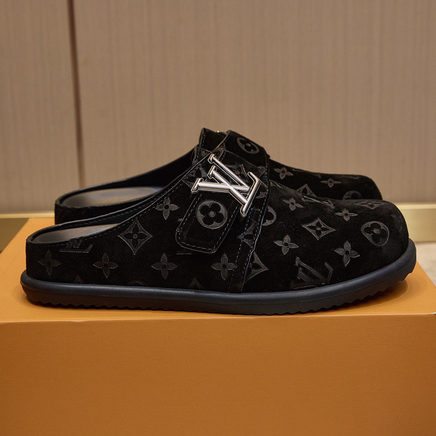 Unisex Suede Leather Sandals 1026062218