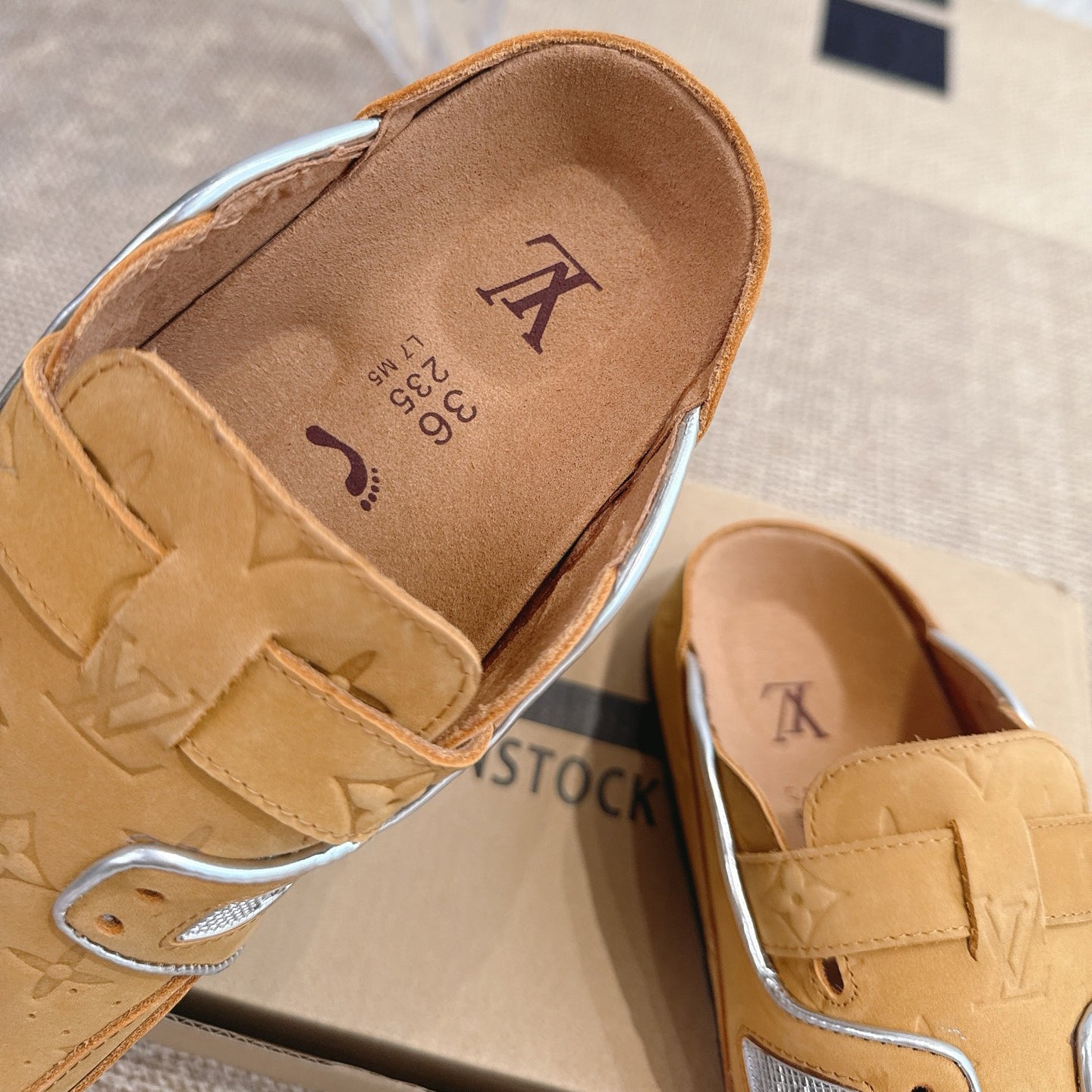 Classic Retro Boken Toe-Covered Sandals 1026062313