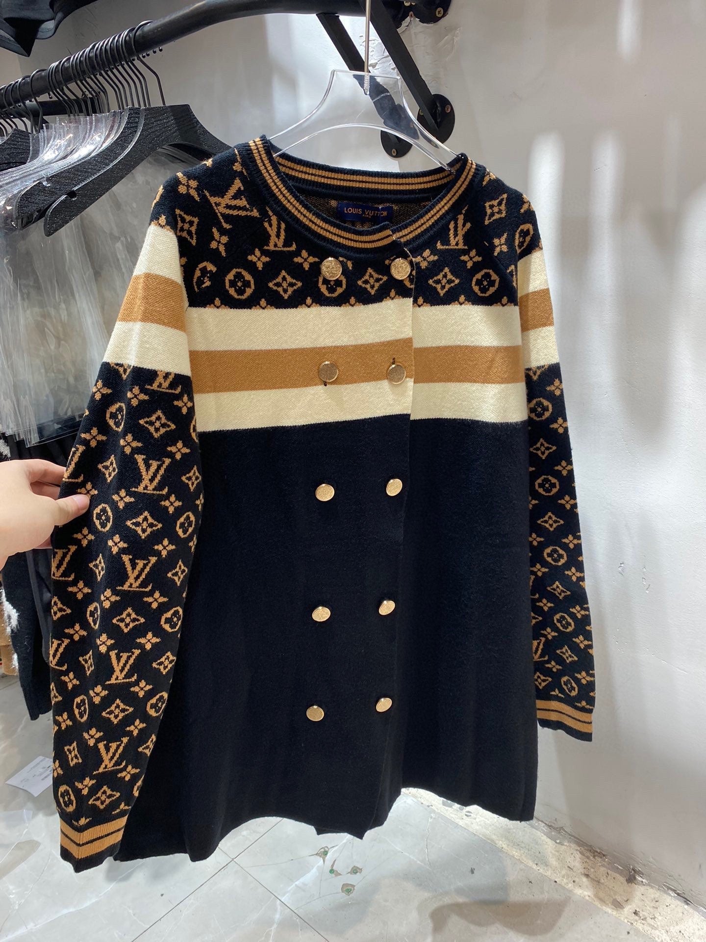 lvv Monogram logo knitted cardigan jacket 0724112502