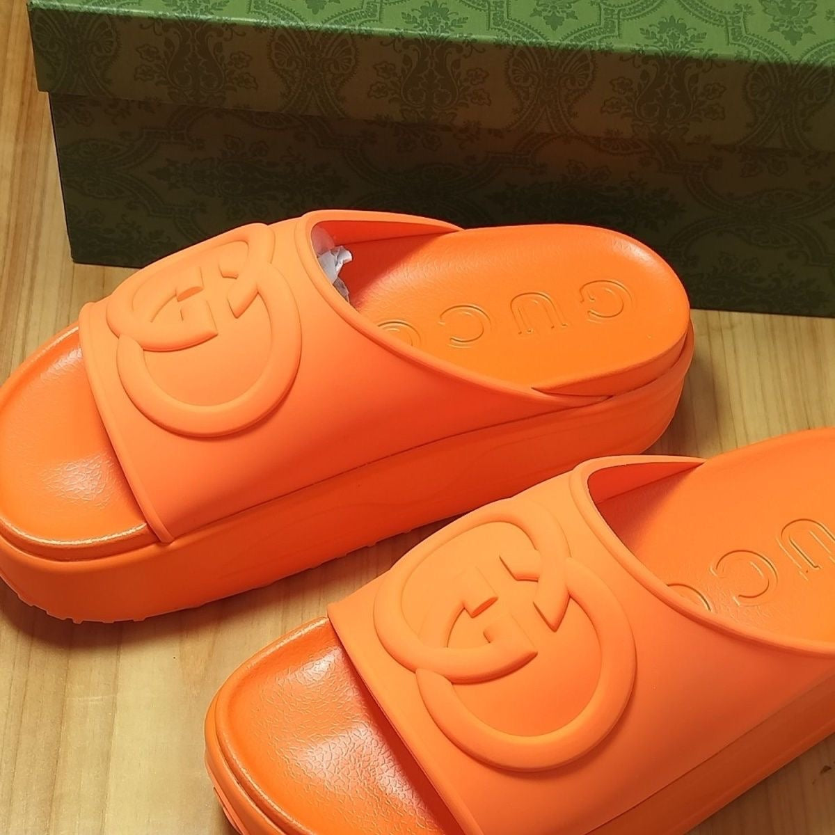 Beach Thick Soled Outdoor Slippers S02
