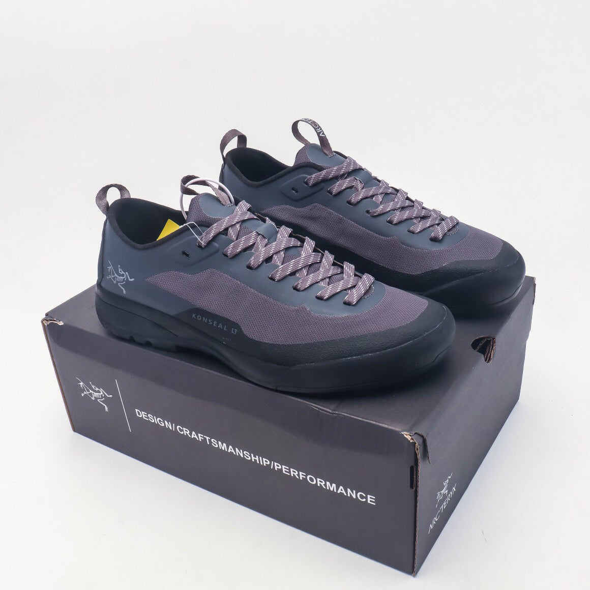 Casual Hiking and Trekking Shoes 1026042211
