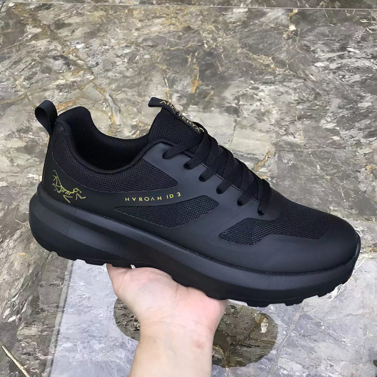 New Sports Shoes and Casual Shoes 1026042202