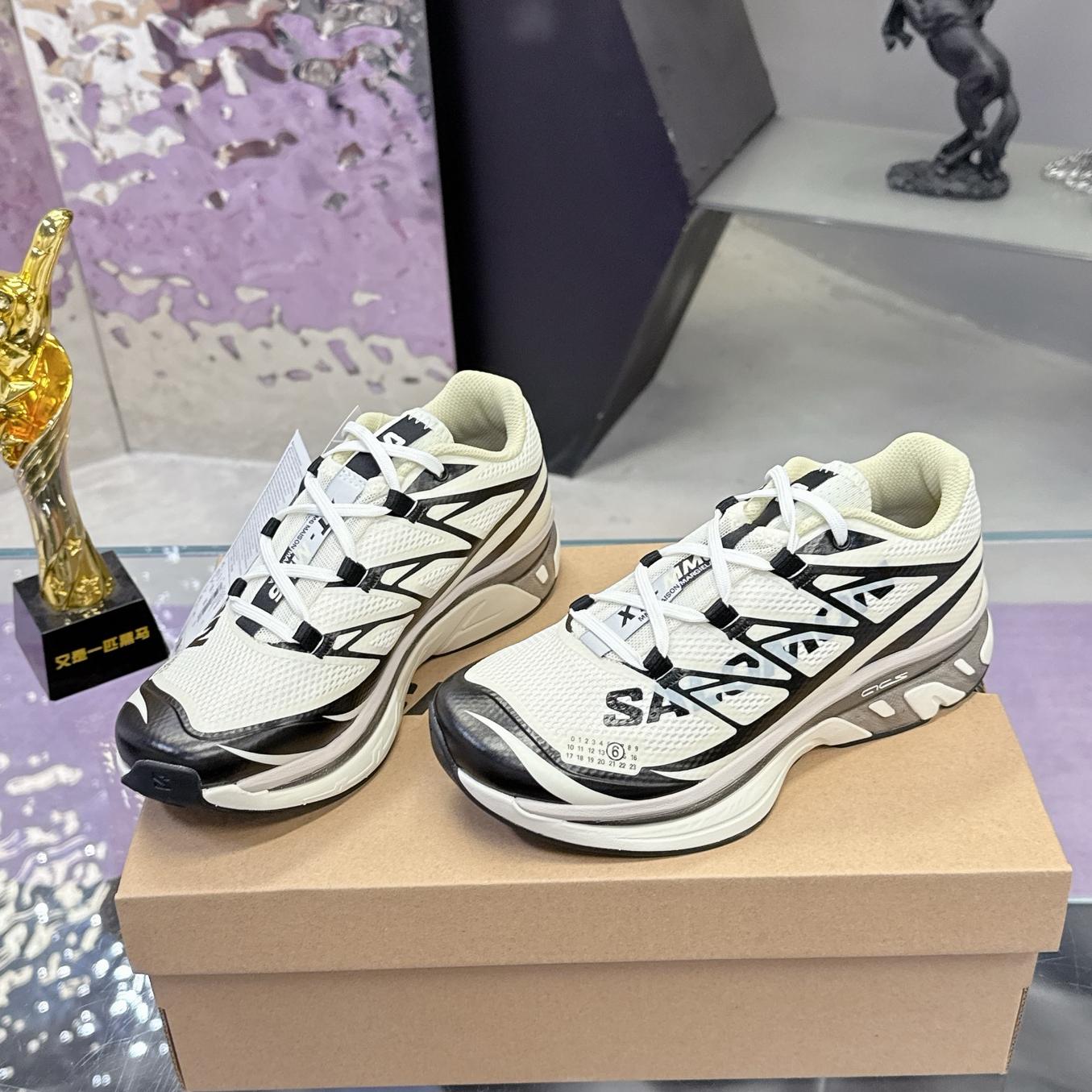 Outdoor trail running shoes 0726042202