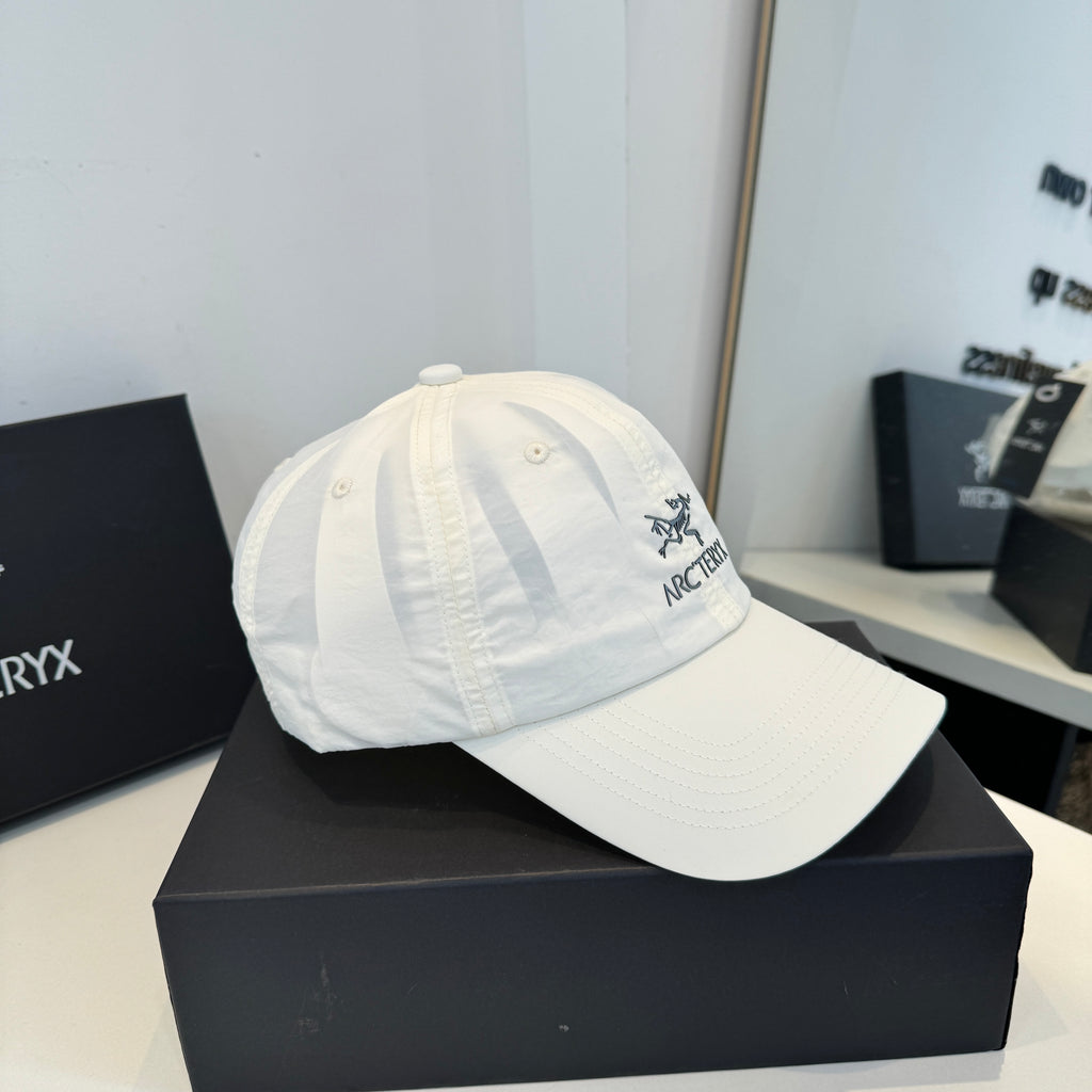 New Embroidered Quick-Drying Baseball Cap 0726042212