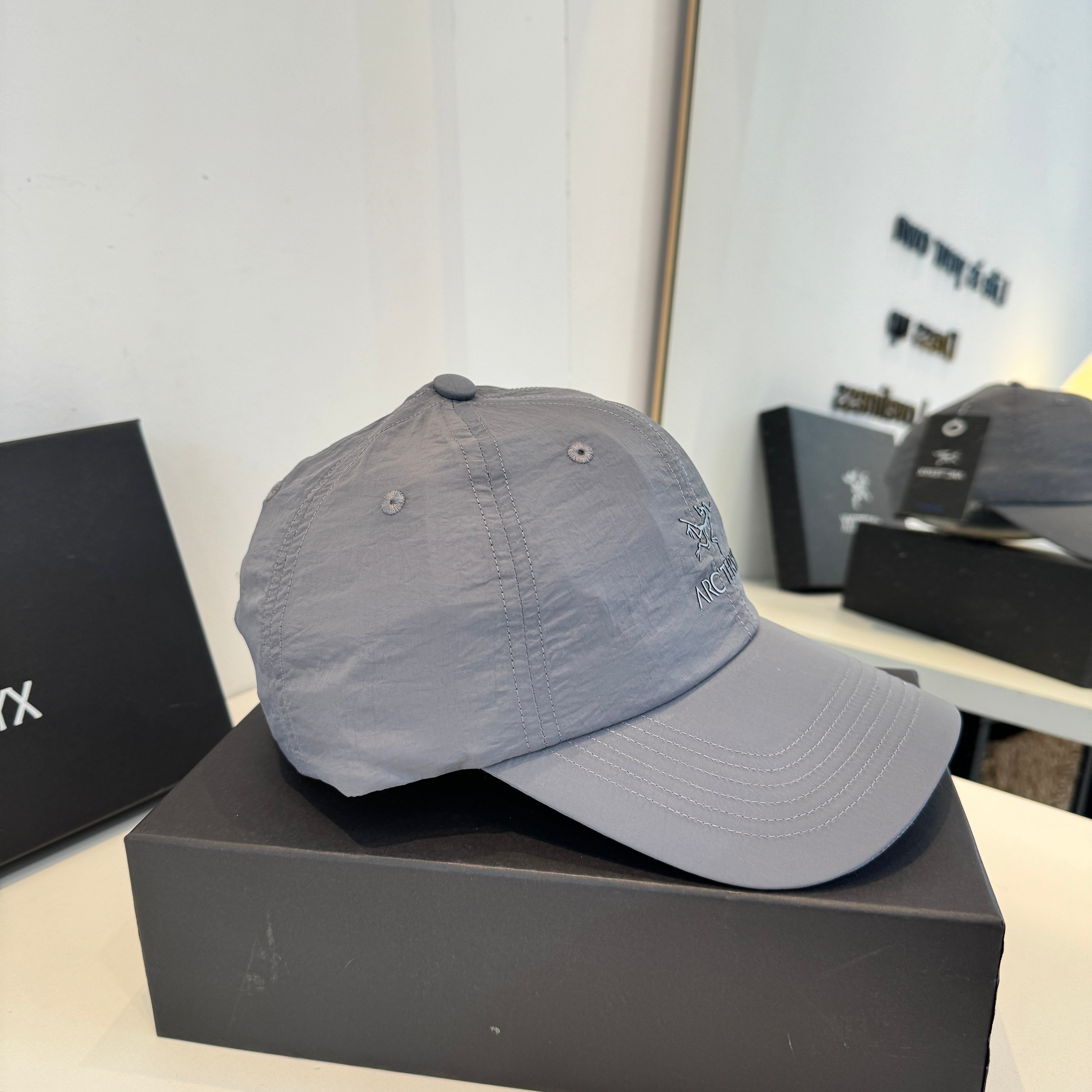 New Embroidered Quick-Drying Baseball Cap 0726042212