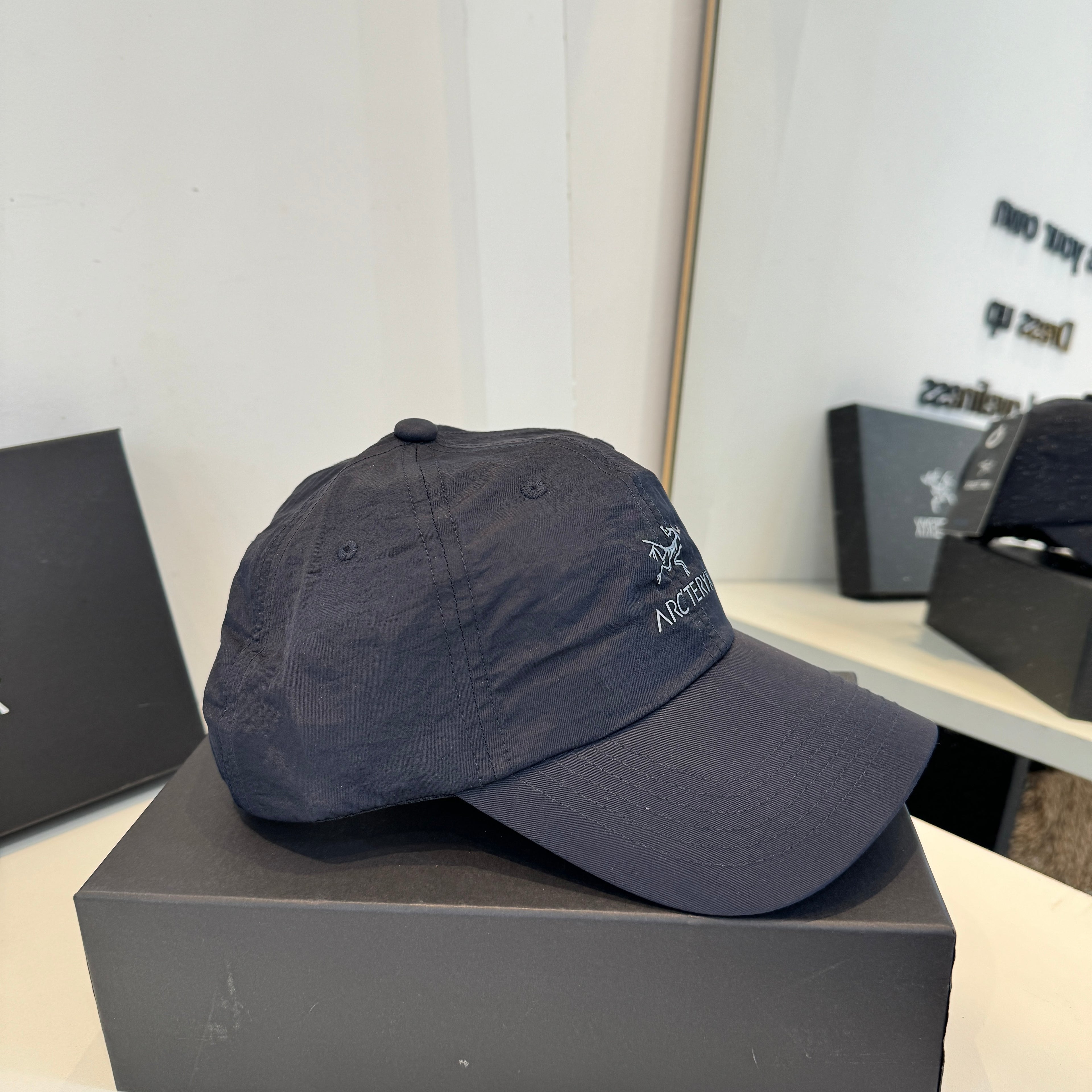 New Embroidered Quick-Drying Baseball Cap 0726042212