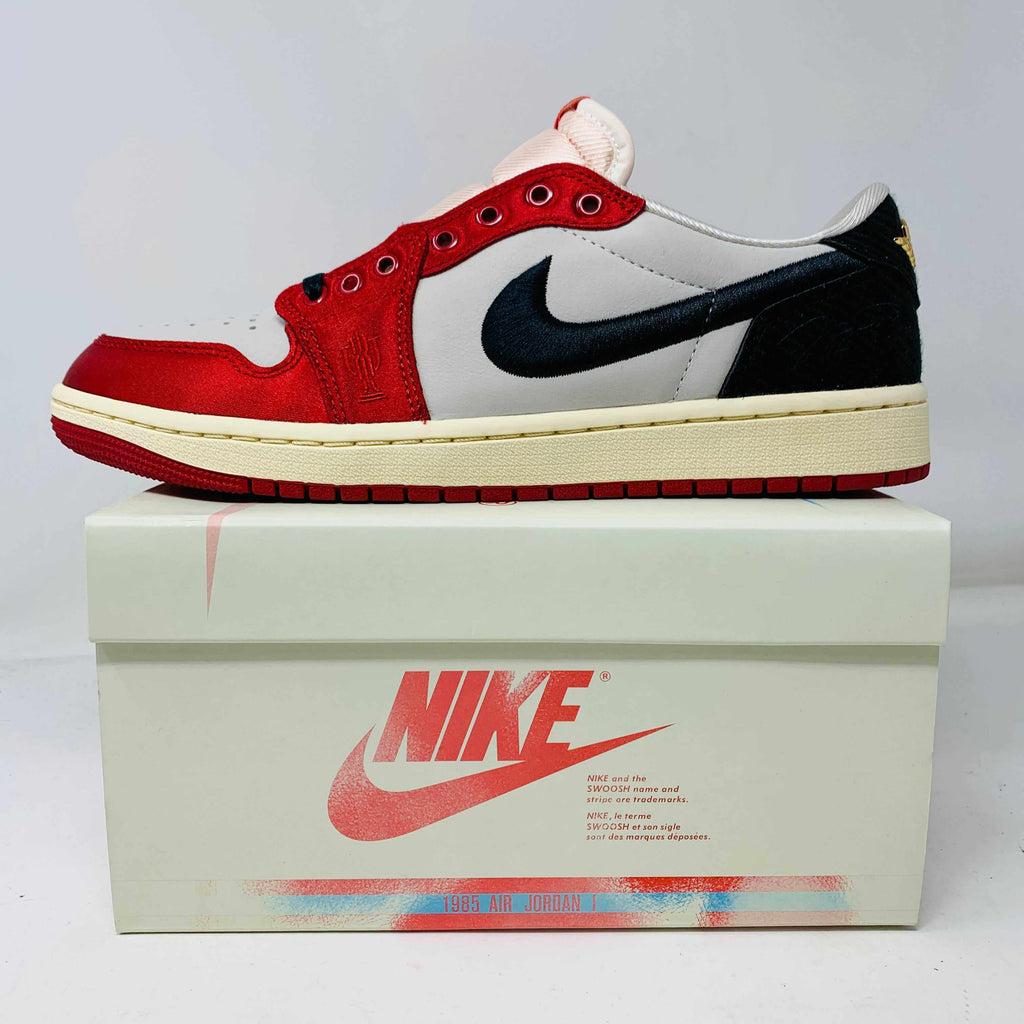 Jordan 1 Retro Low OG Trophy Room Away