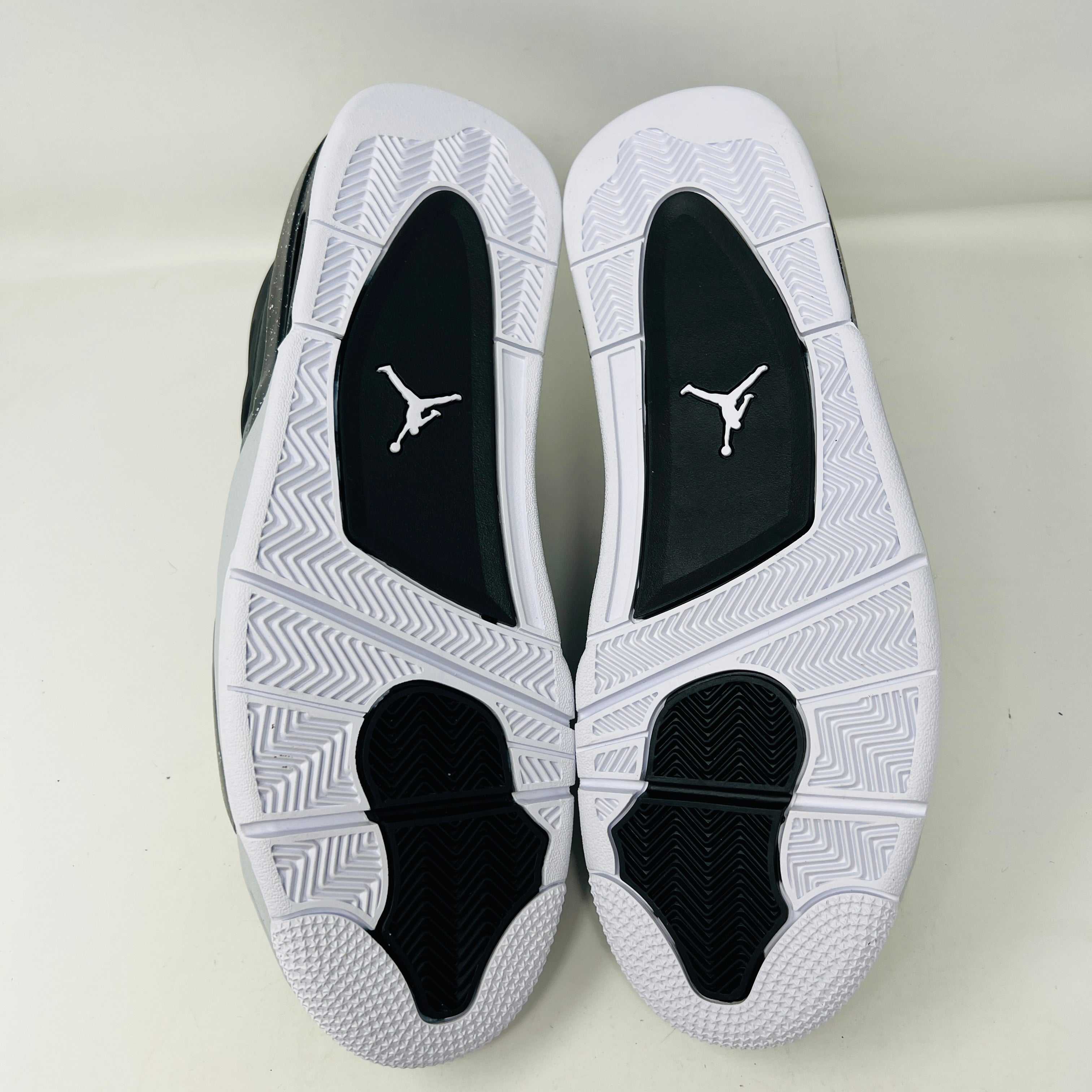 Jordan 4 Retro Fear (2024)