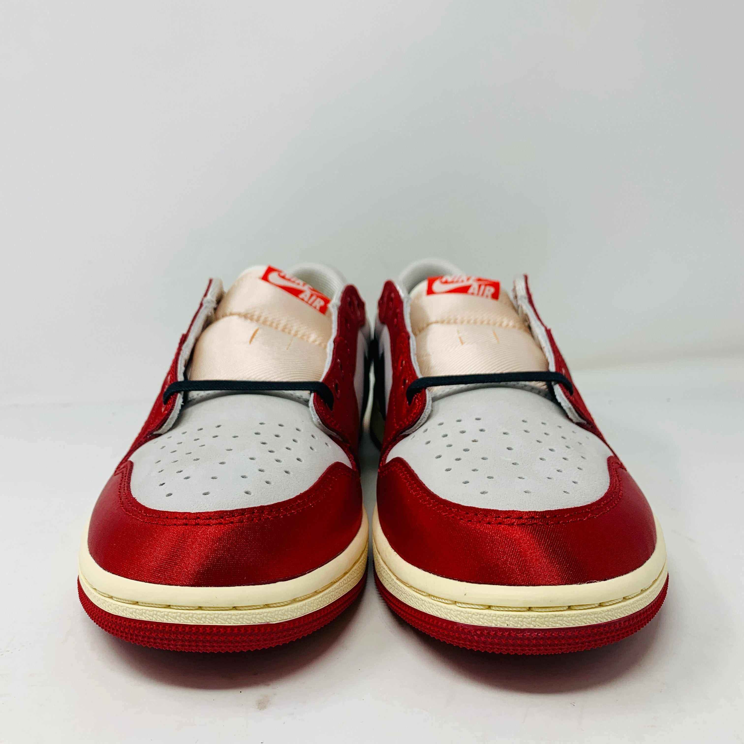 Jordan 1 Retro Low OG Trophy Room Away