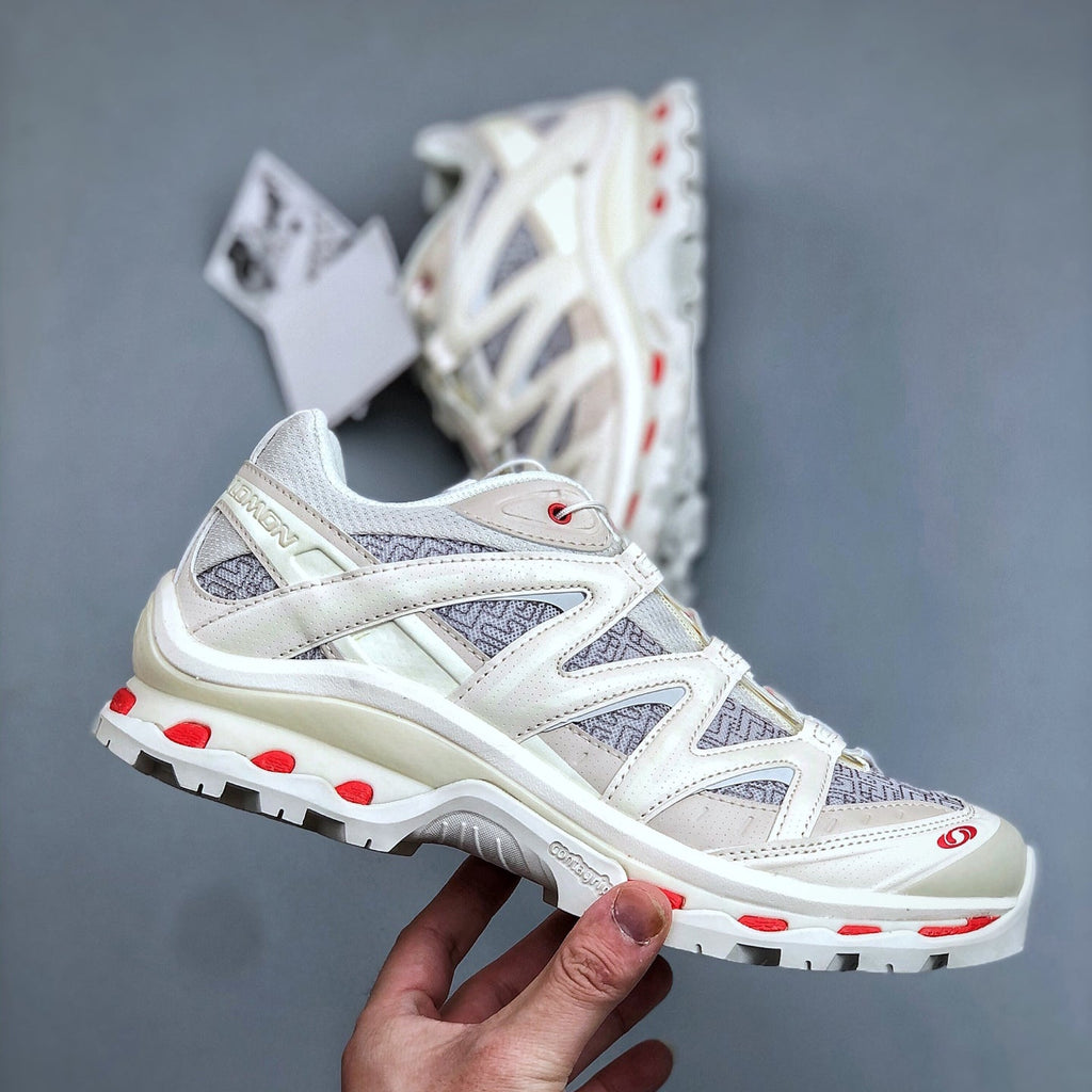 Outdoor trail running shoes 1026041701