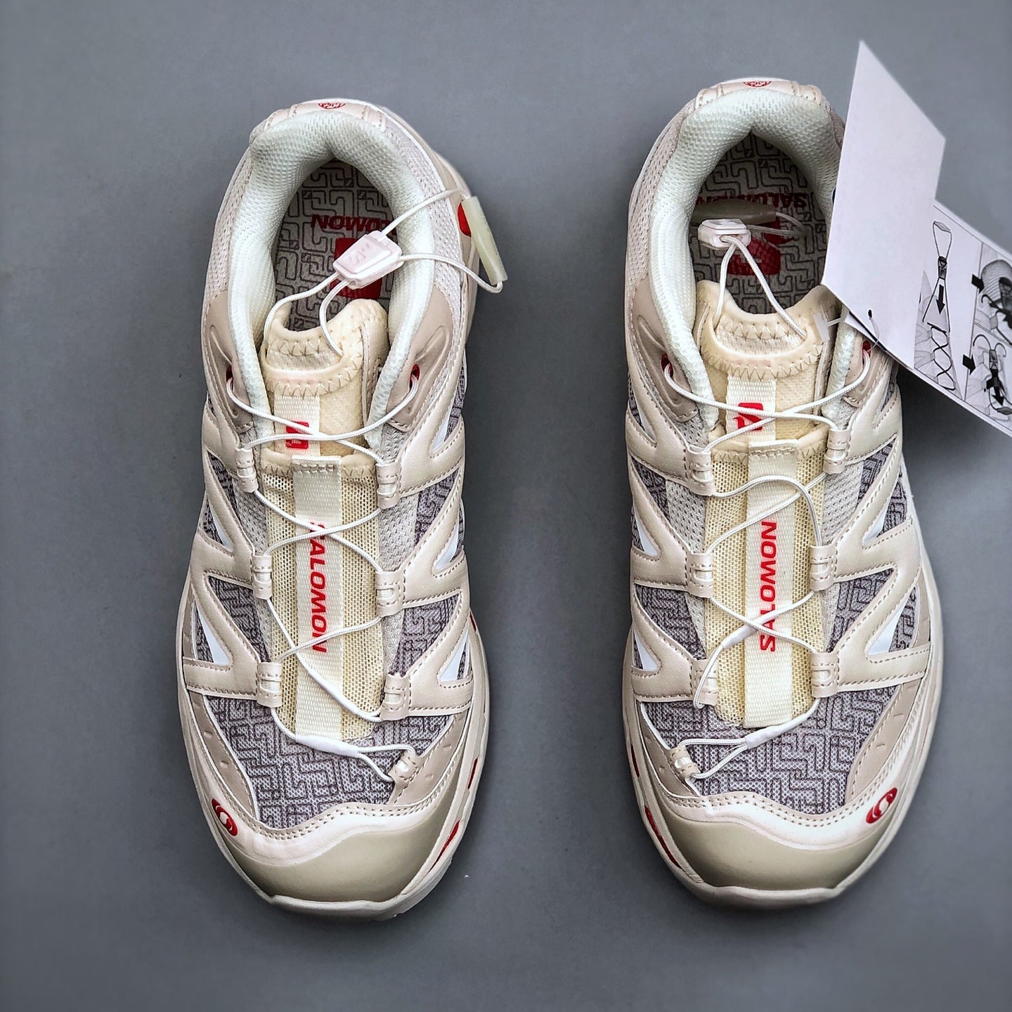 Outdoor trail running shoes 1026041701