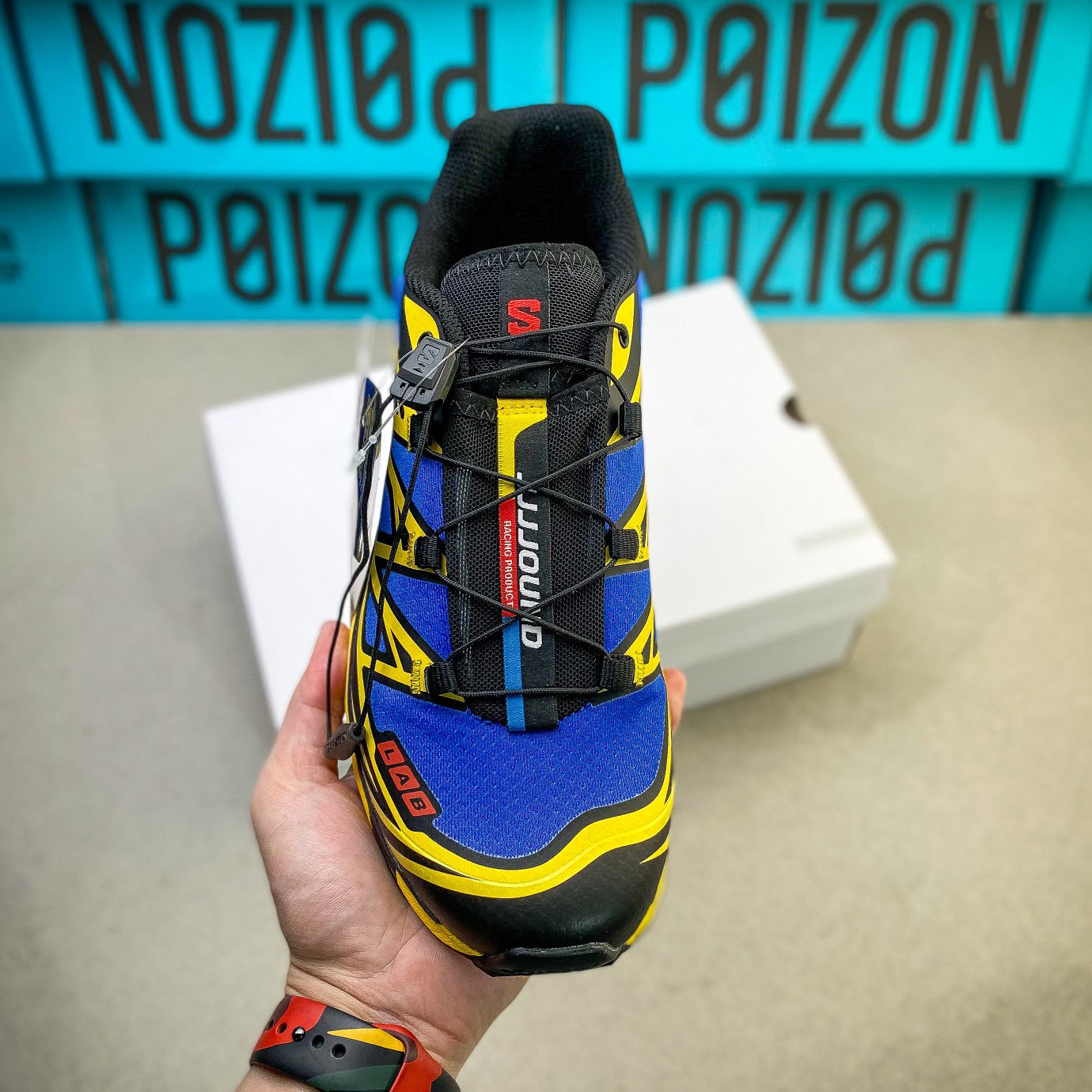 Outdoor trail running shoes 1026041705