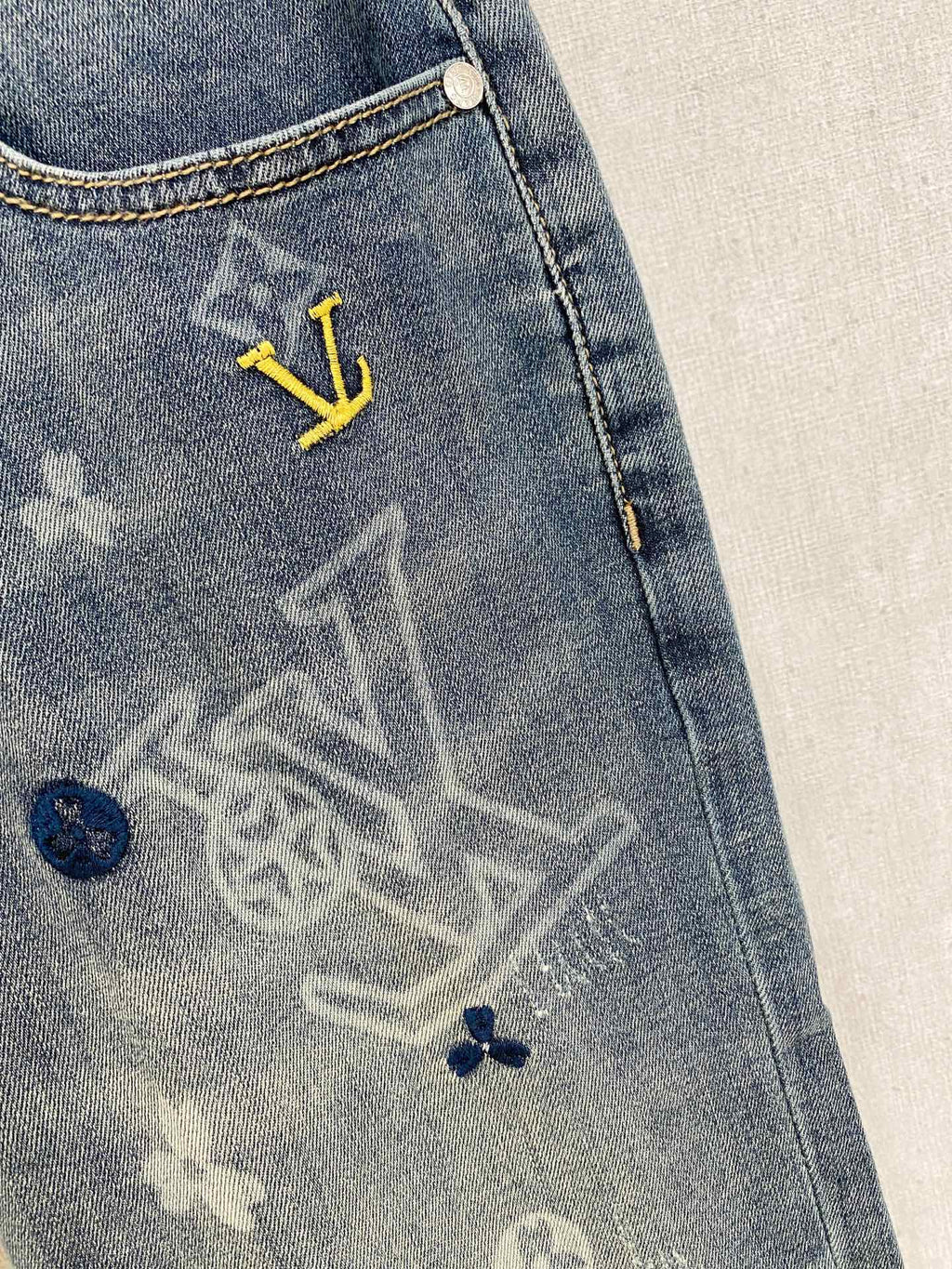 New Arrivals in Men's Denim Shorts 1026062514